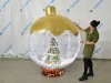 Ёлочный шар с игрушкой внутри — с эффектом вращения и яркой подсветкой