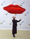 Губы-подушка