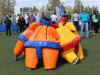 Сумобол — забавный командный аттракцион с большим мячом