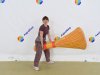 Гигантский надувной веник для командных игр