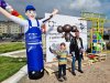 Аэромен машет рукой — средней сложности
