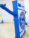 Универсальный рекламный носитель с эффектом машущей руки