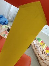 оранжевый-желтый, пятно