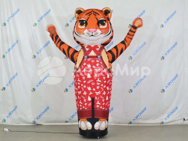 Аэромен машет рукой — сложный