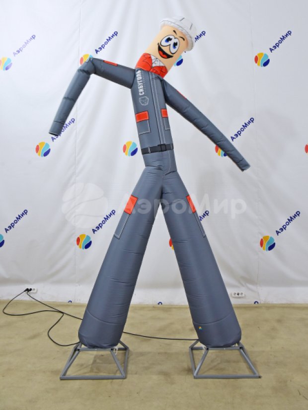 Аэромен на двух ногах — с логотипом