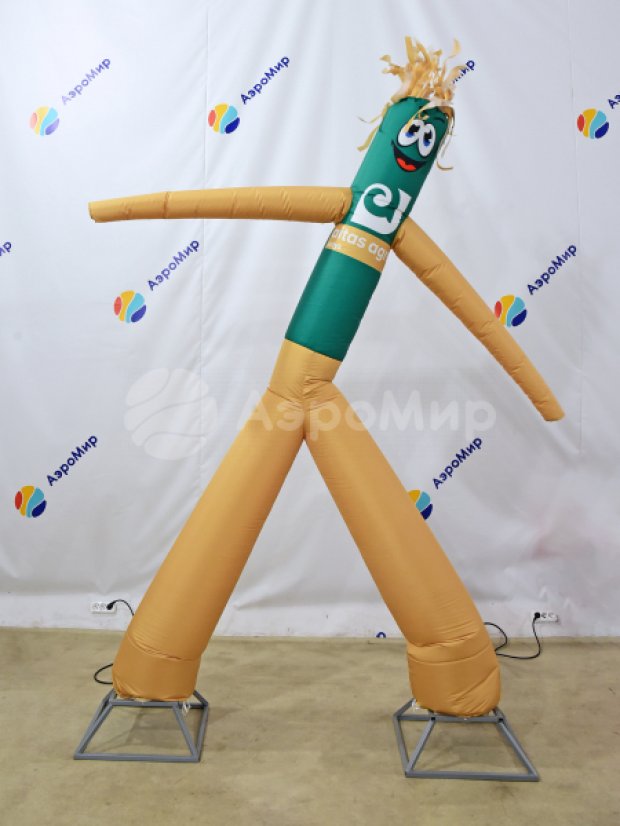 Аэромен на двух ногах — с логотипом