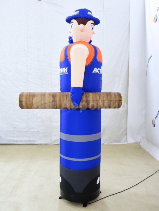 Аэромен машет рукой — сложный