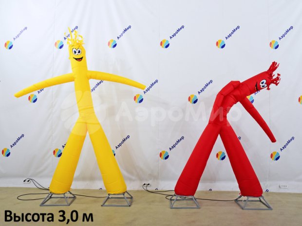 Аэромен на двух ногах — с логотипом