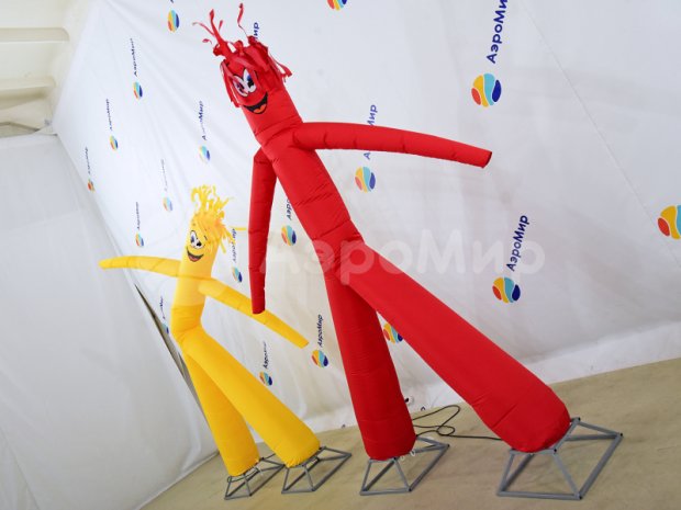 Аэромен на двух ногах — с логотипом