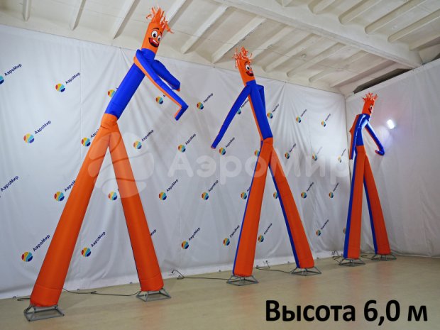 Аэромен на двух ногах — с логотипом