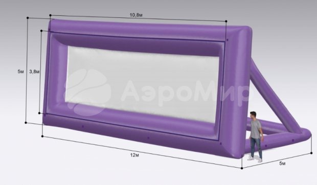 Надувной экран на опорах
