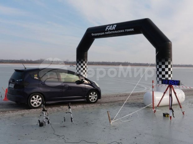 Трапеция герметичная на опорах