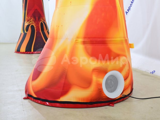 Арка Победы с журавлями