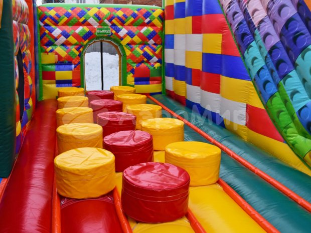 Батут легопарк