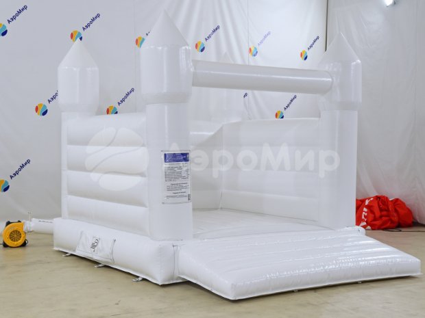 Белоснежный батут