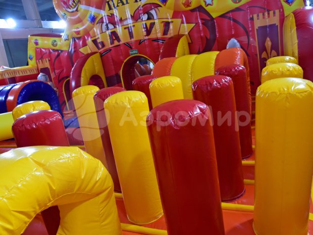 Царь батут 200 м²
