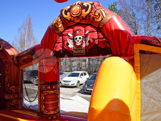 Пиратский корабль