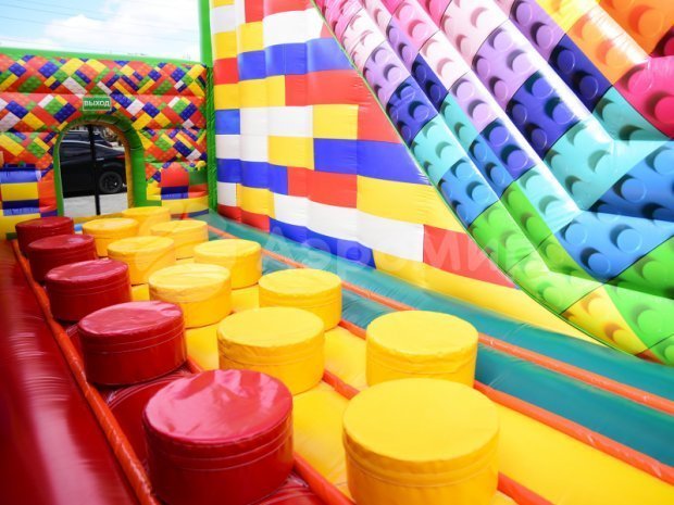 Батут легопарк