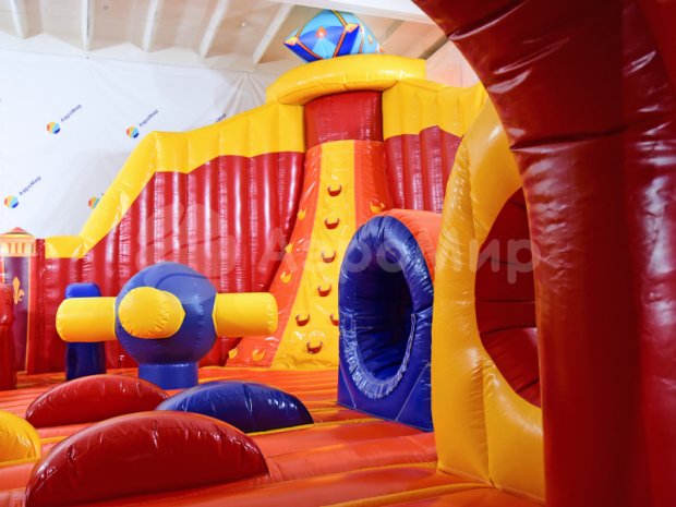 Царь-батут 100 м²