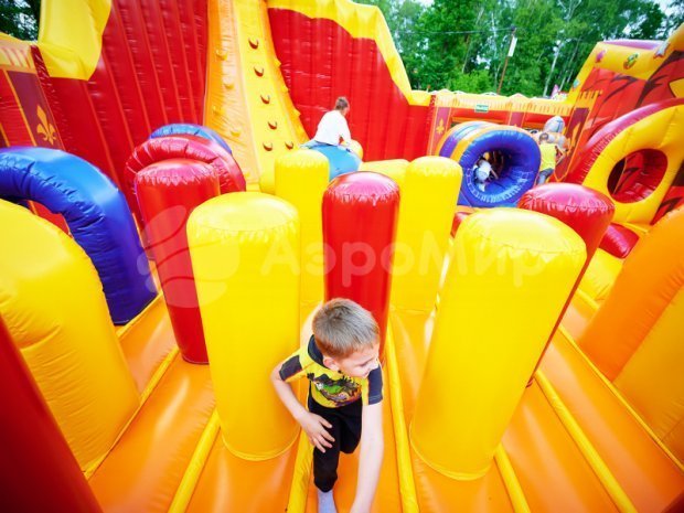 Царь батут 200 м²