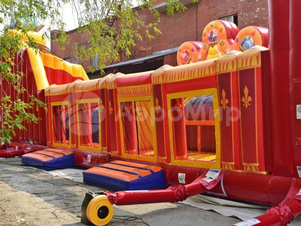 Царь батут 200 м²