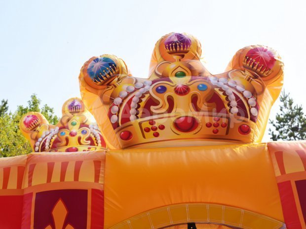 Царь батут 300 м²