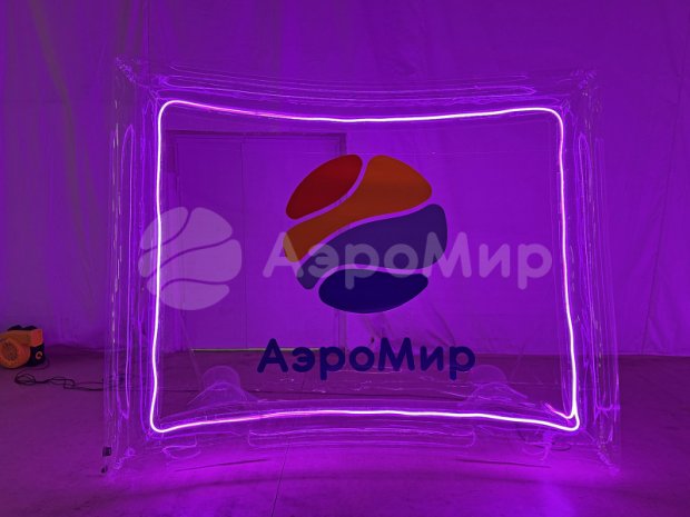 Прозрачный билборд