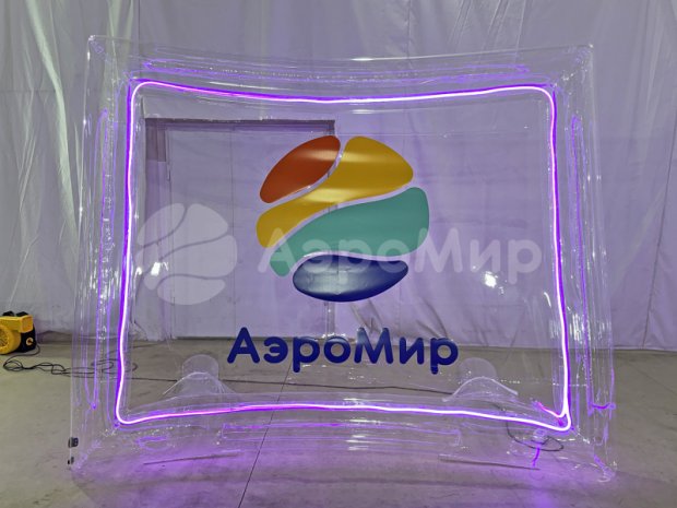 Прозрачный билборд