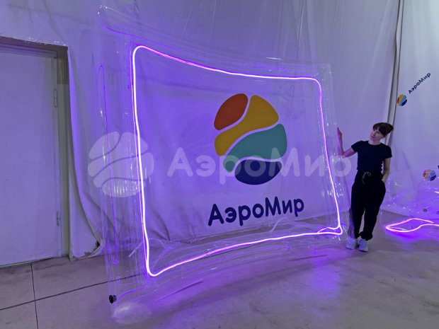 Прозрачный билборд