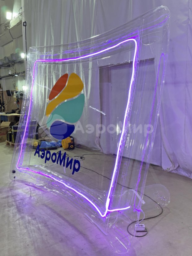 Прозрачный билборд