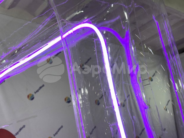 Прозрачный билборд