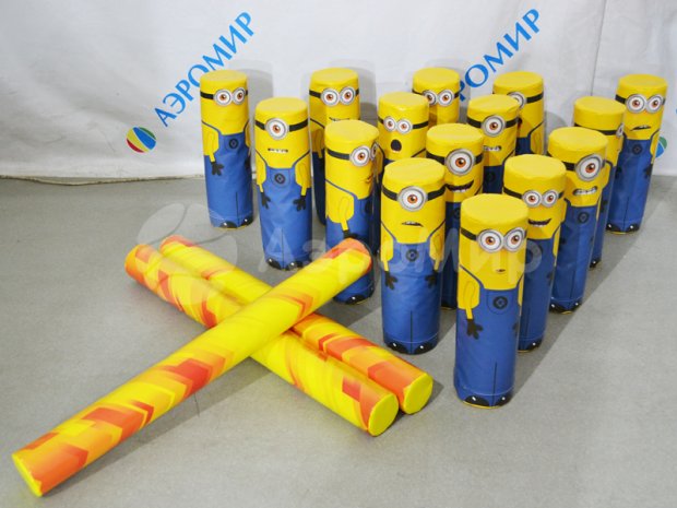 Игра Городки с печатью миньоны