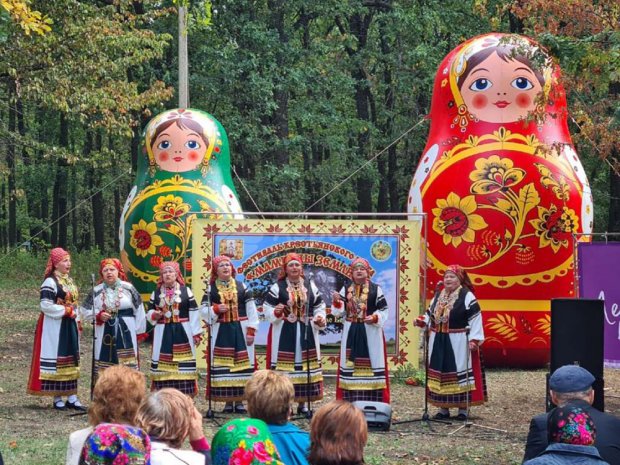 Матрешка хохлома