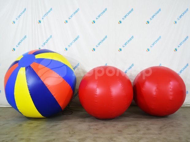 Большой надувной мяч