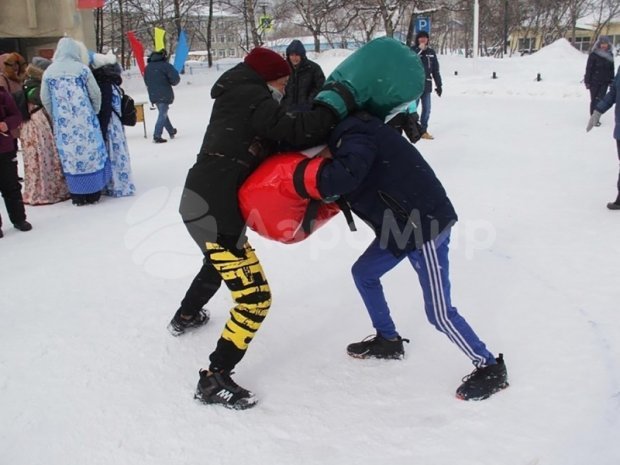 Гигантские перчатки