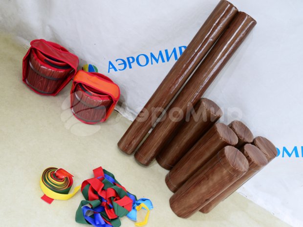 Игра Городки с печатью дерево