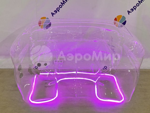 Прозрачное кресло