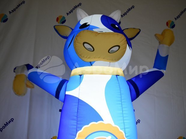 Аэромен машет рукой — сложный