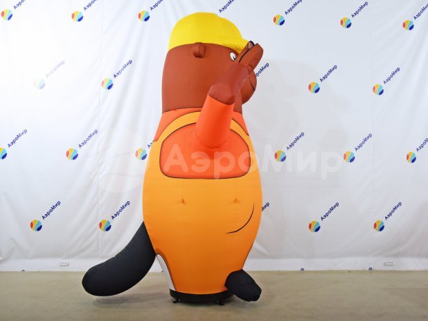 Аэромен машет рукой — сложный