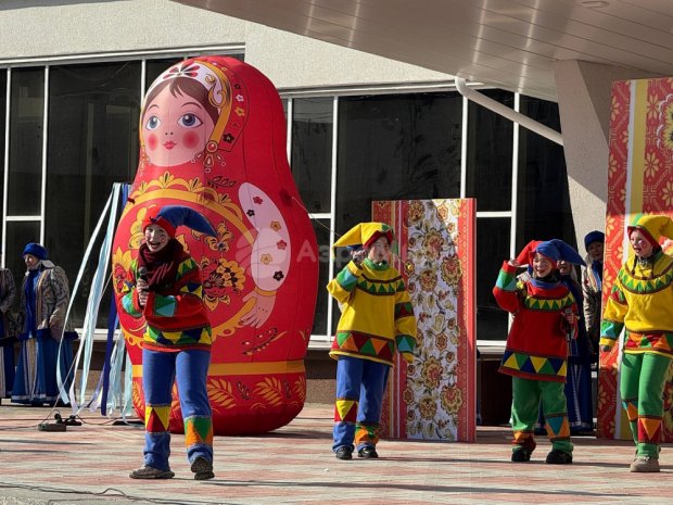Матрешка хохлома