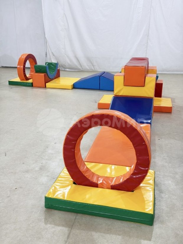 Полоса из 18 элементов