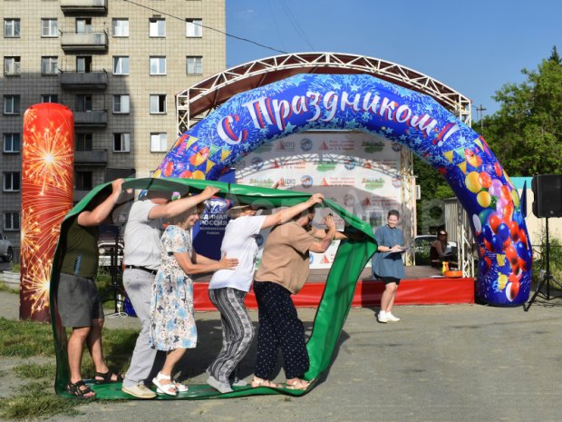 Круглая, полноцветная