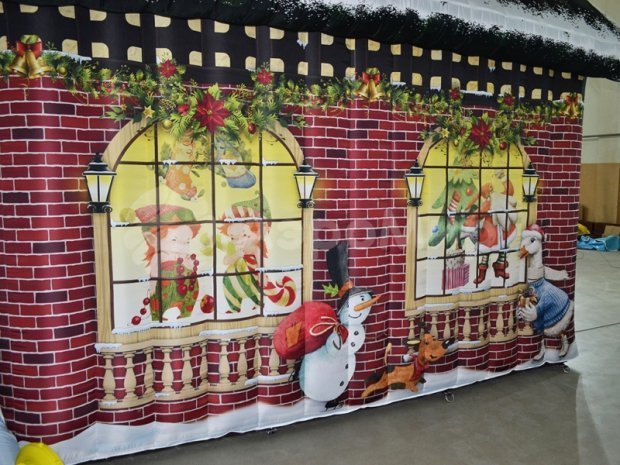 Сказочный домик Деда Мороза