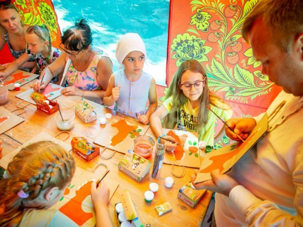 Рекламные палатки и торговые шатры