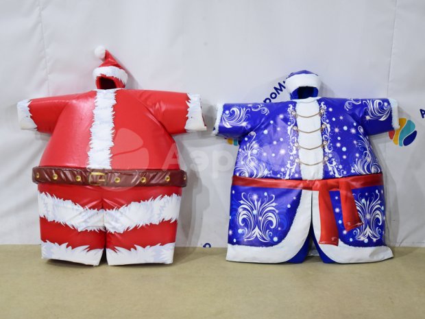 Битва Санты и Деда Мороза