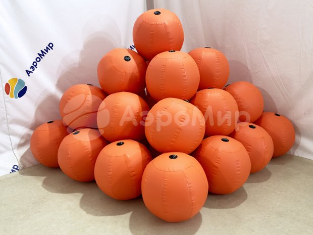 Пирамидка из мячиков