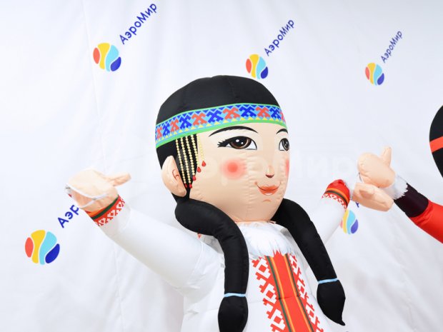 Аэромен машет рукой — сложный