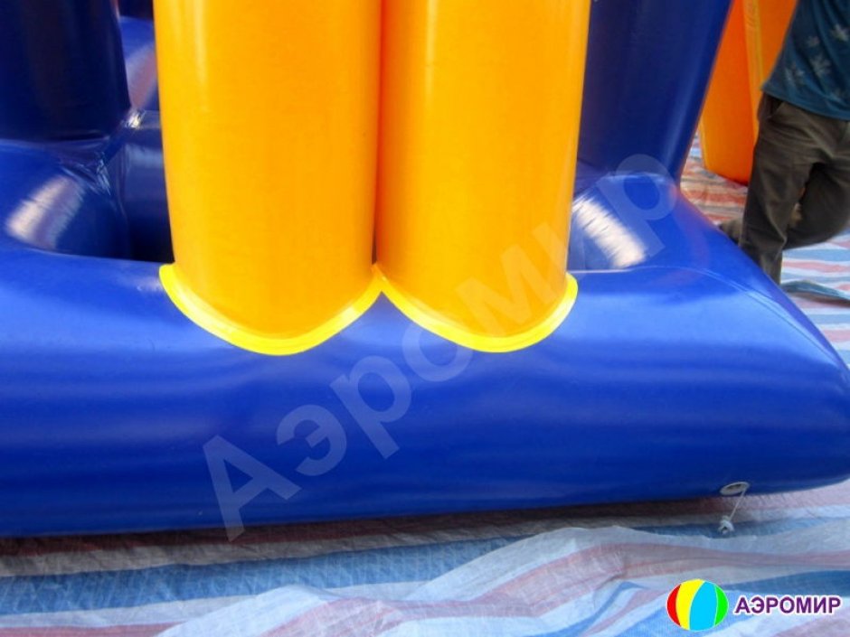 Надувная водная горка с вышкой и блобом
