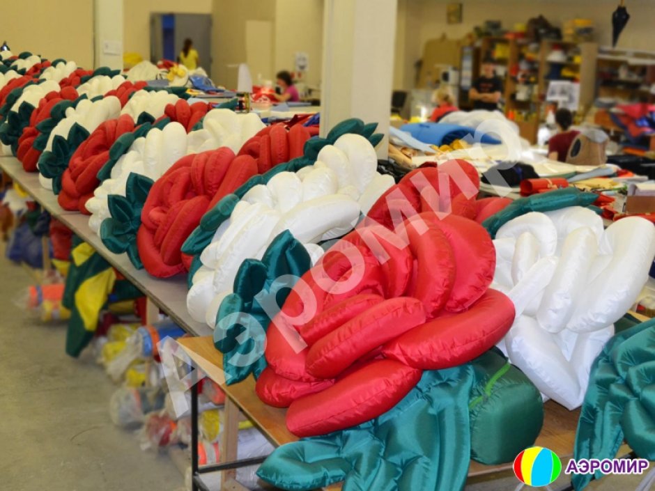 Эффект раскрытия для пневмогирлянды