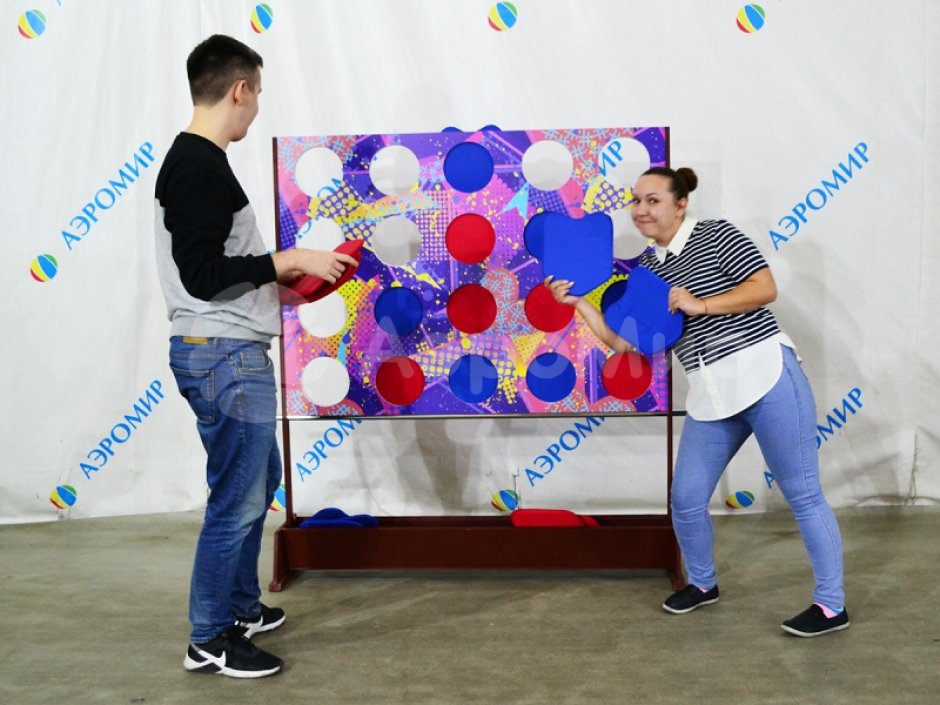 4 в ряд — командная игра на смекалку из дерева